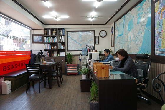 1ef437ead5ec9f1e40ef92e57c05464ccf8f6461.jpg